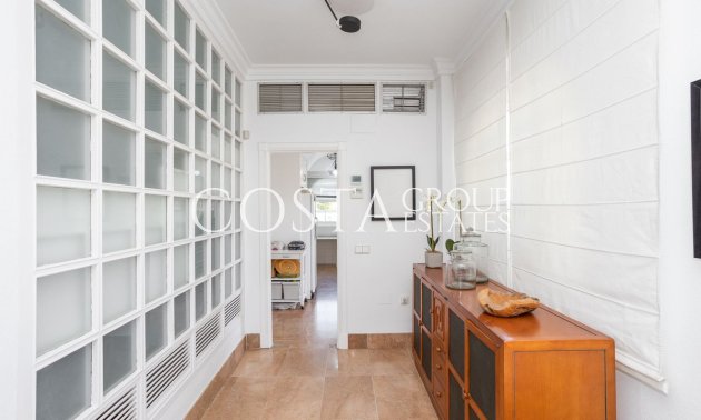 Resale - Villa -
Torrevieja - Torrevieja Centro