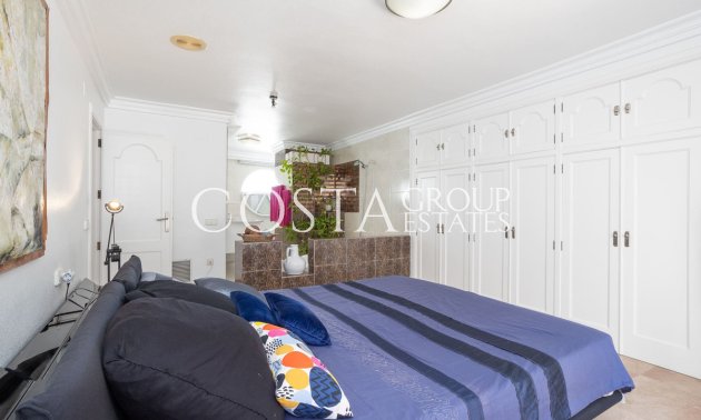 Resale - Villa -
Torrevieja - Torrevieja Centro