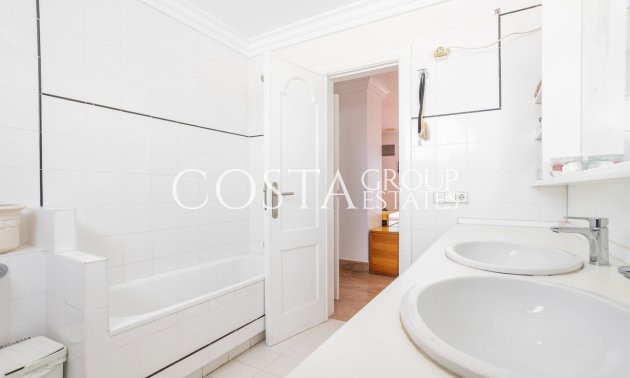 Resale - Villa -
Torrevieja - Torrevieja Centro