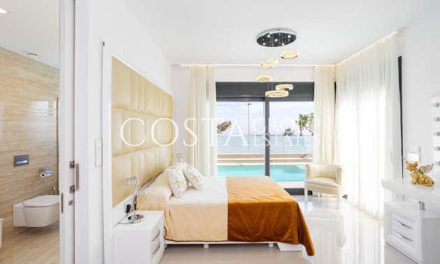 Resale - Villa -
San Miguel de Salinas - San Miguel de Salinas Centro