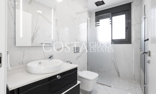 Resale - Villa -
San Miguel de Salinas - San Miguel de Salinas Centro