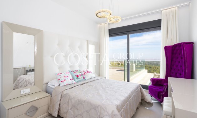 Resale - Villa -
San Miguel de Salinas - San Miguel de Salinas Centro