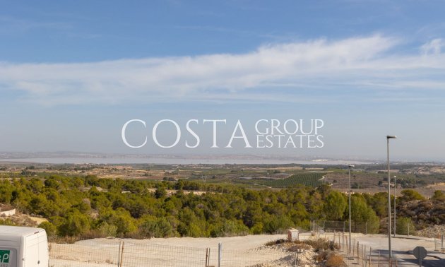 Resale - Villa -
San Miguel de Salinas - San Miguel de Salinas Centro