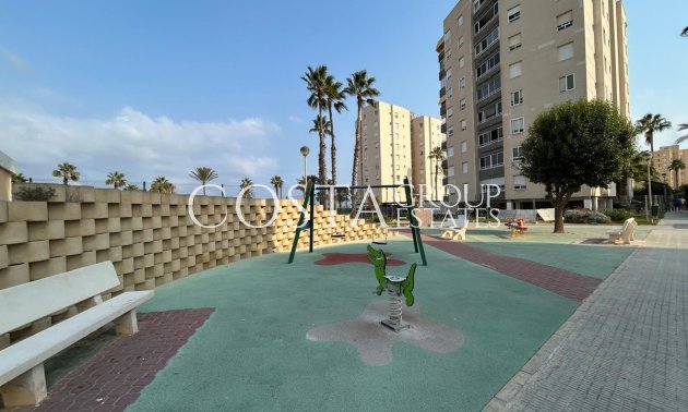 Resale - Apartments -
Alicante City - Alicante City Centro