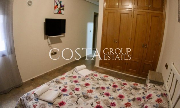Resale - Apartments -
Torrevieja - Torrevieja Centro