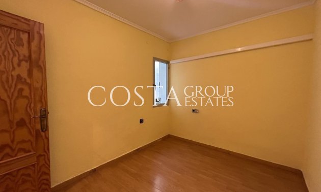 Resale - Apartments -
Alicante City - Alicante City Centro