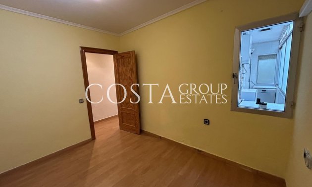 Resale - Apartments -
Alicante City - Alicante City Centro