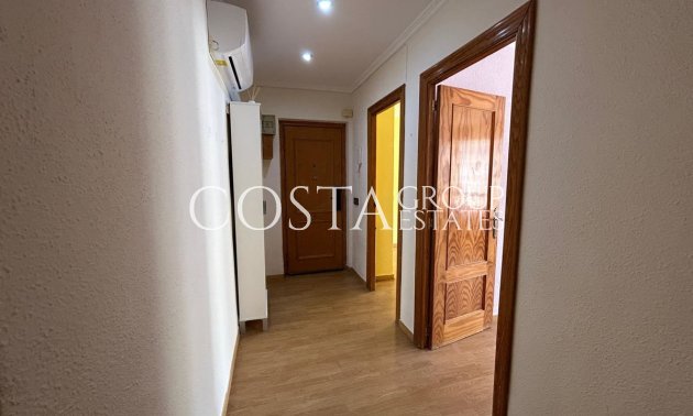 Resale - Apartments -
Alicante City - Alicante City Centro