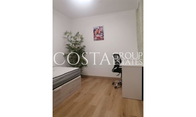 Resale - Apartments -
Alicante City - Alicante City Centro