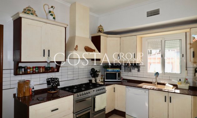 Resale - Villa -
Catral - Catral Centro