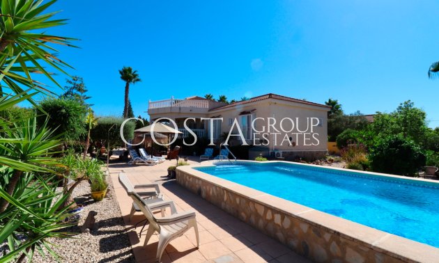 Resale - Villa -
Catral - Catral Centro