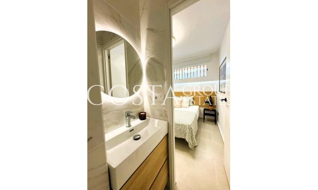 Resale - Apartments -
Torrevieja - Torrevieja Centro