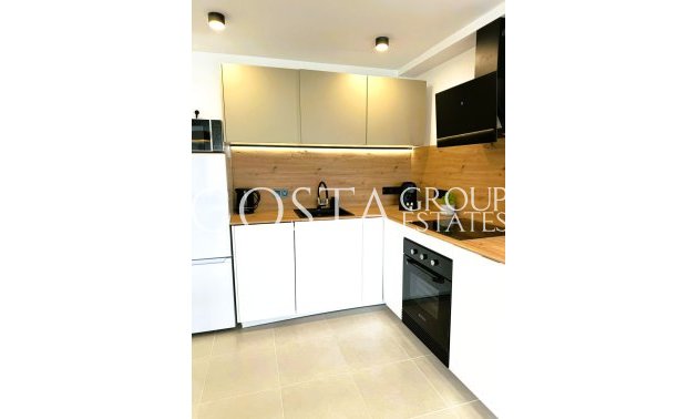 Resale - Apartments -
Torrevieja - Torrevieja Centro