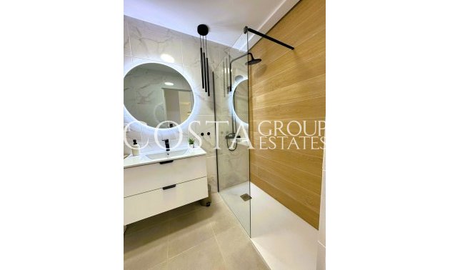 Resale - Apartments -
Torrevieja - Torrevieja Centro