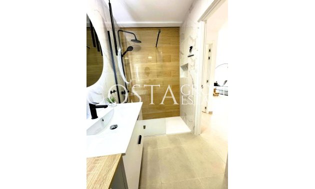 Resale - Apartments -
Torrevieja - Torrevieja Centro