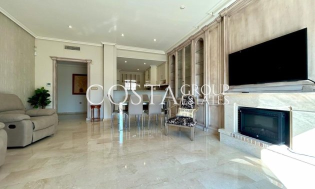 Resale - Apartments -
Orihuela - Orihuela Costa