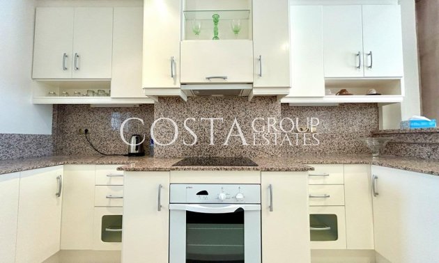 Resale - Apartments -
Orihuela - Orihuela Costa