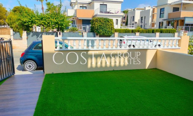 Resale - Apartments -
Orihuela - La Zenia