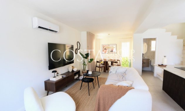 Resale - Villa -
Orihuela - Los Altos