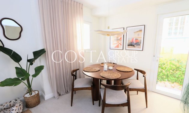 Resale - Villa -
Orihuela - Los Altos