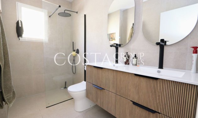 Resale - Villa -
Orihuela - Los Altos