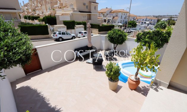 Resale - Villa -
Orihuela - Los Altos