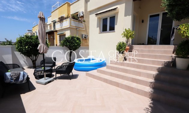 Resale - Villa -
Orihuela - Los Altos