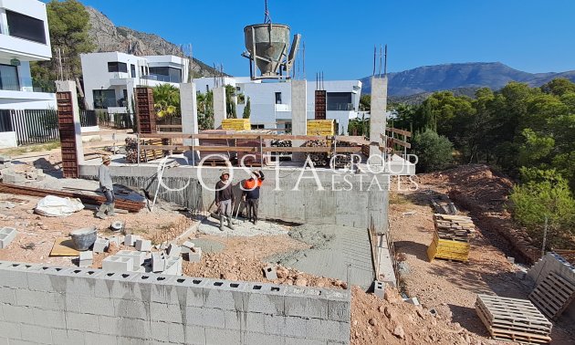 Neue Gebäude - Villa -
Polop