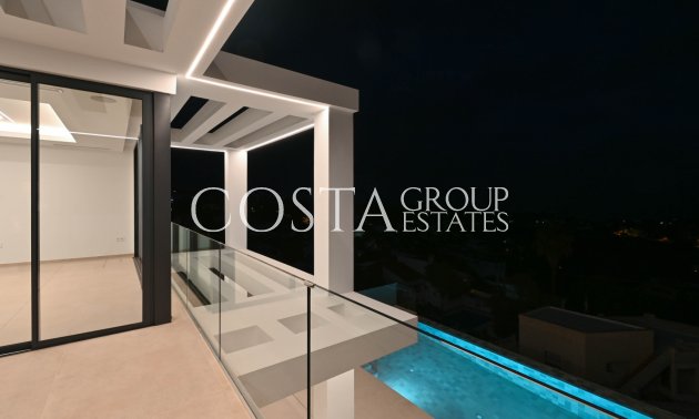 Nowy budynek - Willa -
Calpe