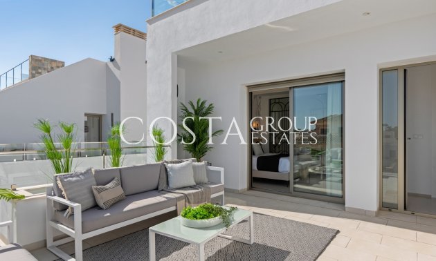 Nowy budynek - Willa -
Los Alcazares - Los Alcázares