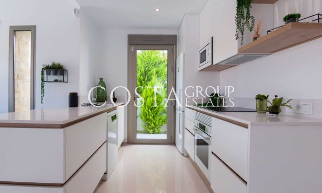 Nowy budynek - Willa -
Los Alcazares - Los Alcázares