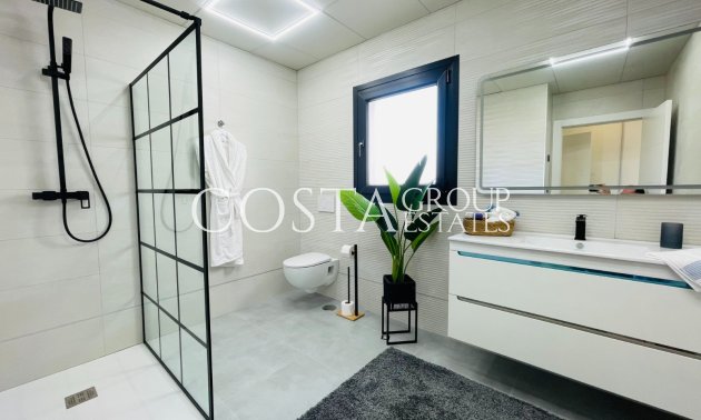 Neue Gebäude - detached -
Torrevieja - Centro