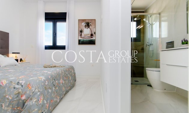 Nowy budynek - Willa -
Orihuela Costa