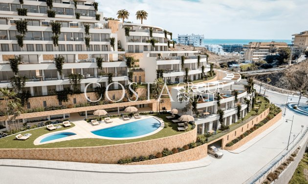 Nowy budynek - Willa -
Fuengirola