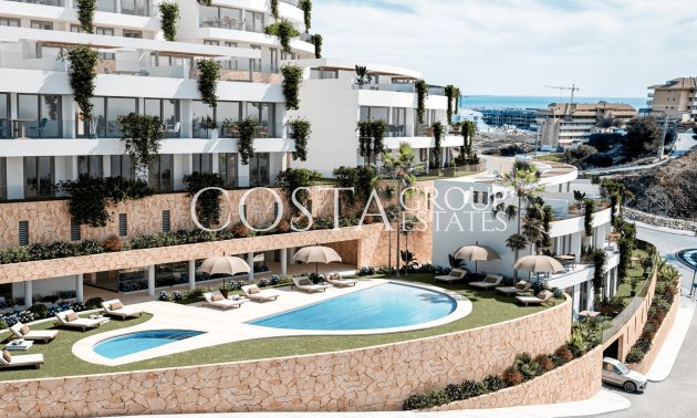 Nowy budynek - Willa -
Fuengirola