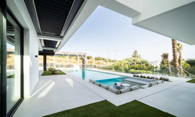 Nowy budynek - Willa -
Benahavís