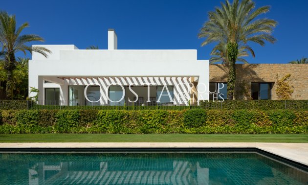 Nouvelle construction - Villa -
Casares