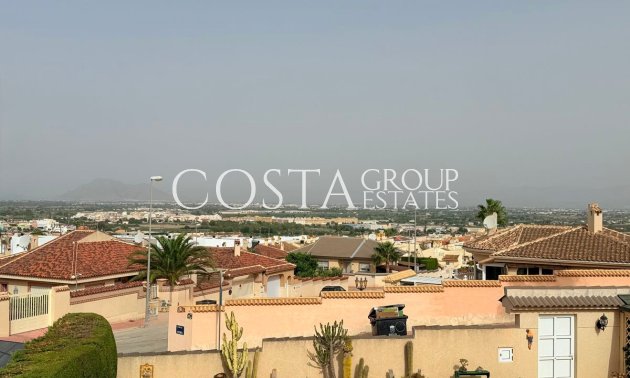 Resale - Villa -
Rojales