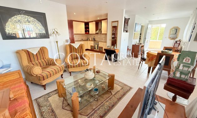 Resale - Villa -
Rojales