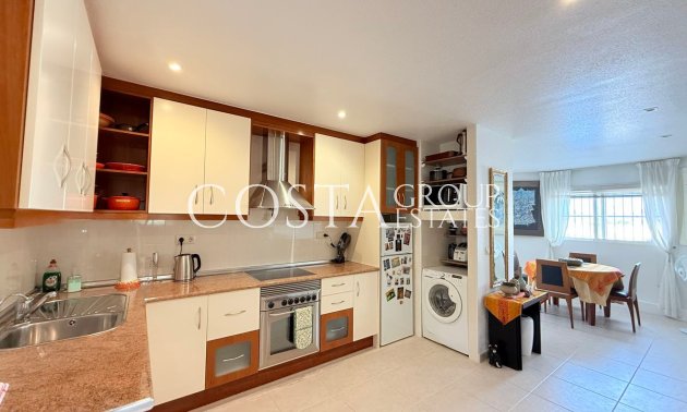 Resale - Villa -
Rojales