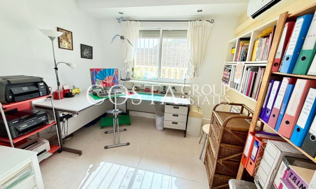 Resale - Villa -
Rojales