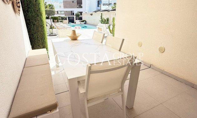 Herverkoop - Villa -
Benijofar