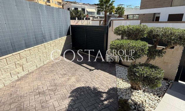 Herverkoop - Villa -
Benijofar