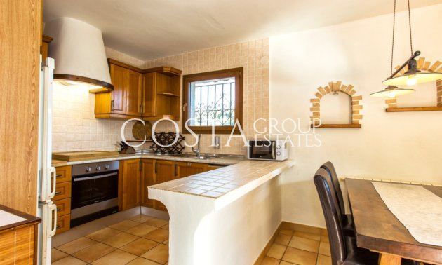 Resale - Villa -
Benissa - Benissa Centro