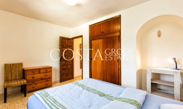 Resale - Villa -
Benissa - Benissa Centro