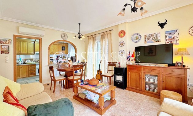 Wiederverkauf - House -
Orihuela - Villamartin