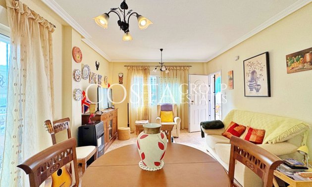 Wiederverkauf - House -
Orihuela - Villamartin