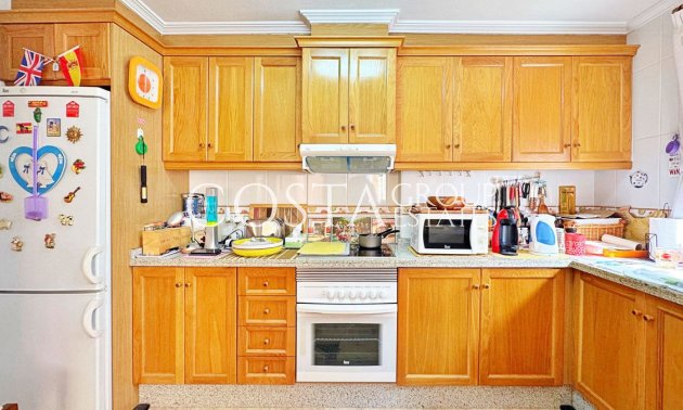 Wiederverkauf - House -
Orihuela - Villamartin