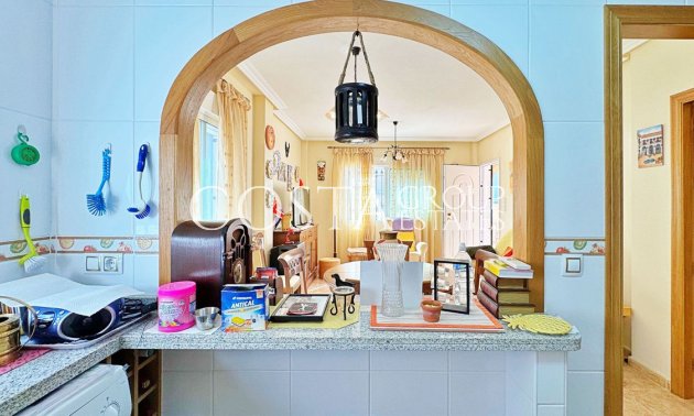 Wiederverkauf - House -
Orihuela - Villamartin