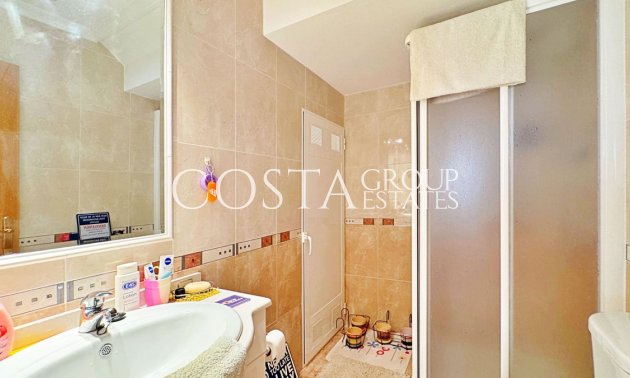 Wiederverkauf - House -
Orihuela - Villamartin